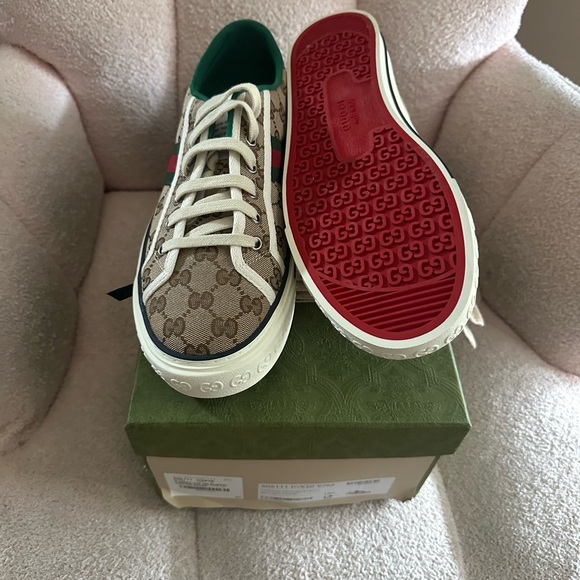 Gucci Beige and Red Logo Sneakers